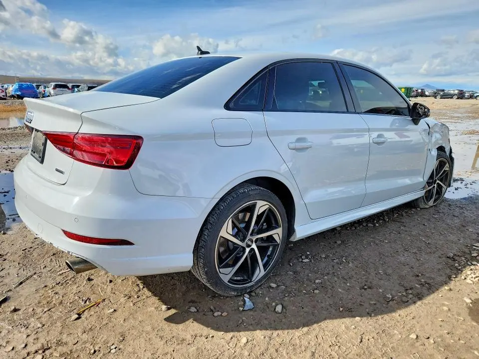 2020 AUDI A3 S-LINE PREMIUM  