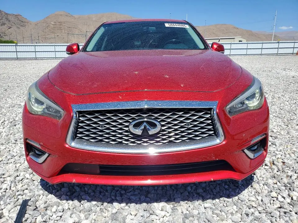 2021 INFINITI Q50 LUXE  