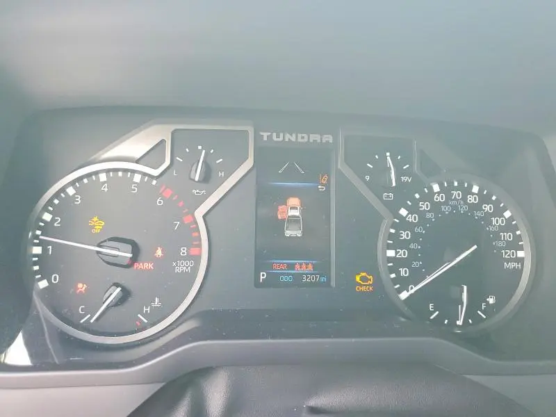2026 TOYOTA TUNDRA SR5  