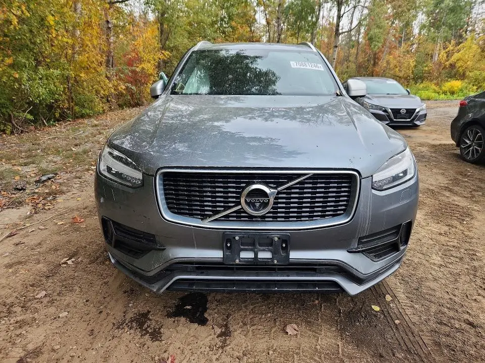 2019 VOLVO XC90 T6 R-DESIGN  