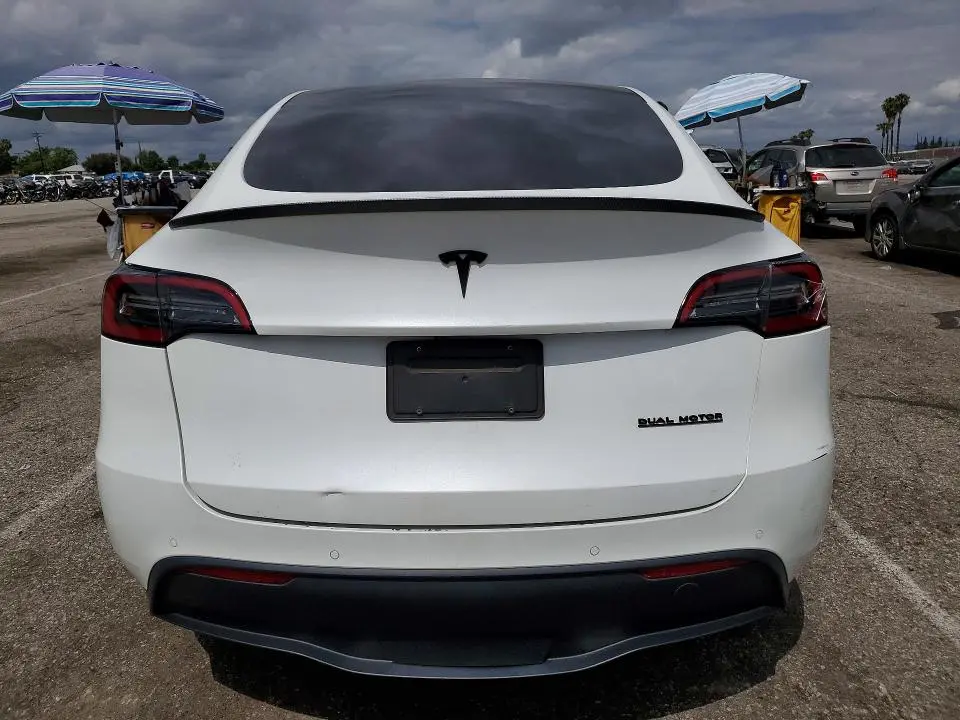 2022 TESLA MODEL Y   
