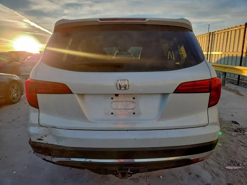 2017 HONDA PILOT ELITE  