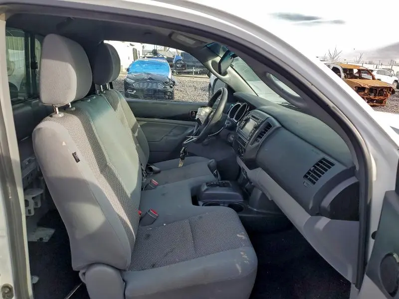 2013 TOYOTA TACOMA   