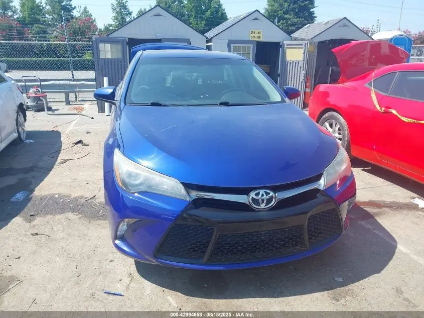 2016 TOYOTA CAMRY SE
