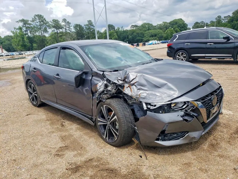 2021 NISSAN SENTRA SR  