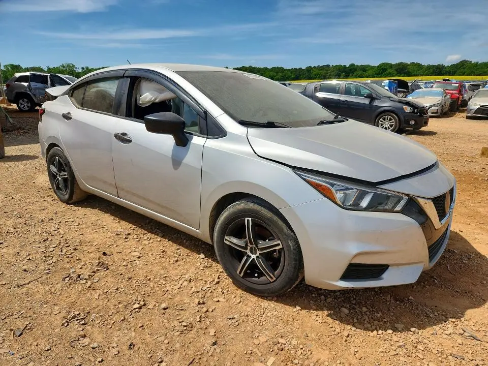 2020 NISSAN VERSA S  