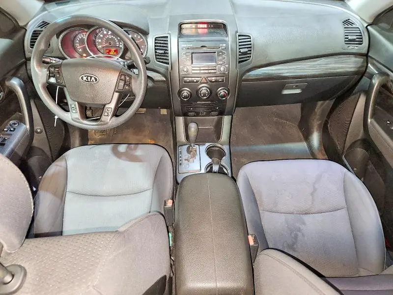 2011 KIA SORENTO LX  