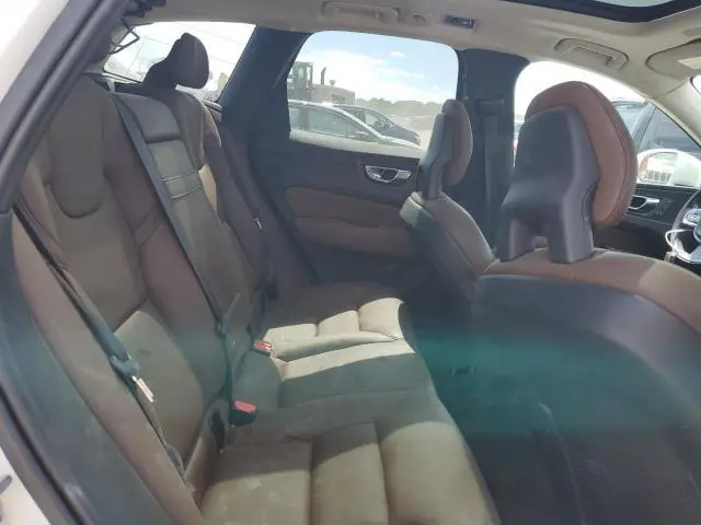 2018 VOLVO XC60 T5 INSCRIPTION  