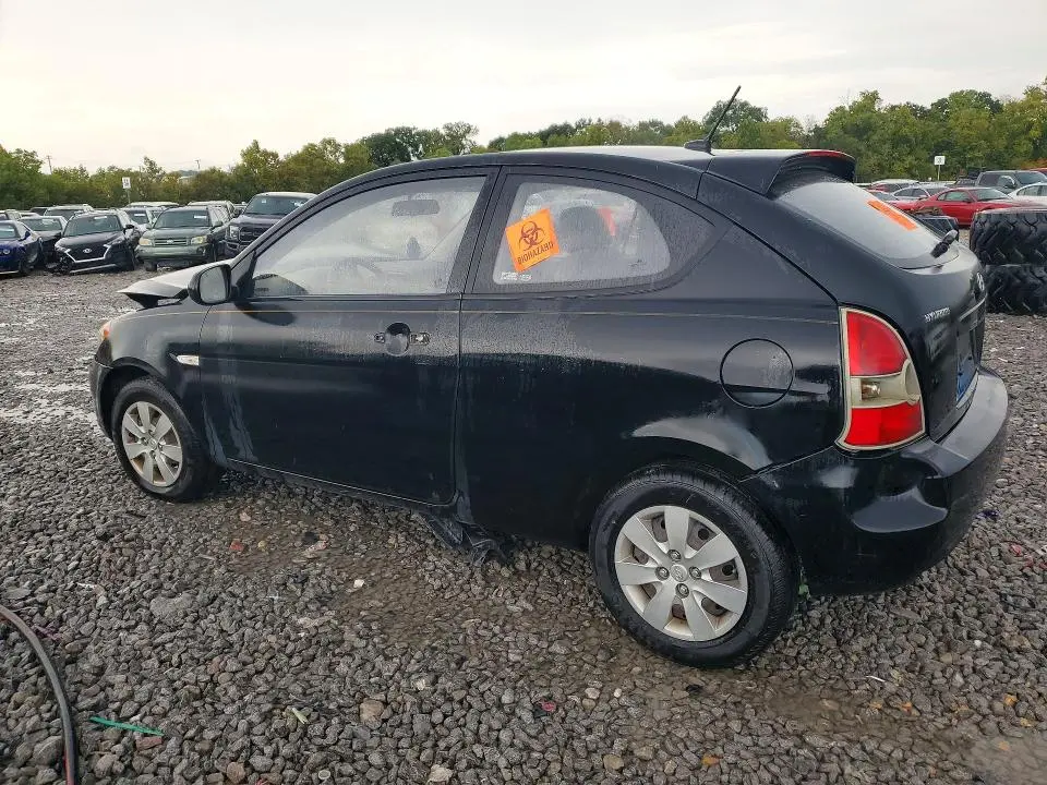 2011 HYUNDAI ACCENT GS  