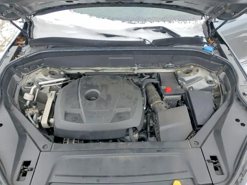 2018 VOLVO XC90 T6  