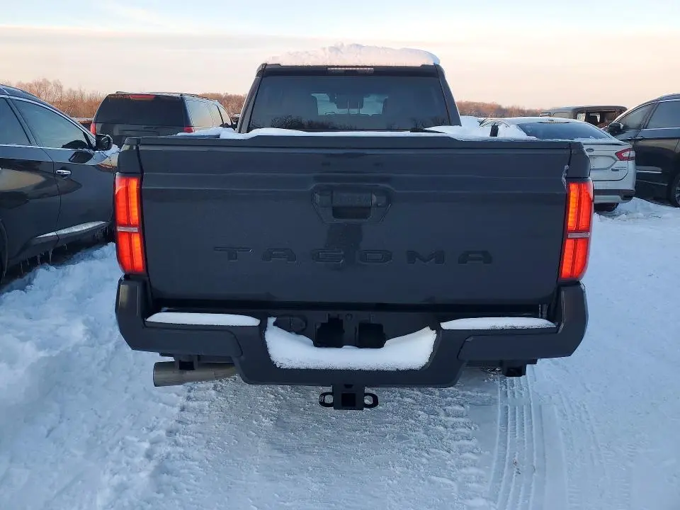 2024 TOYOTA TACOMA SR5  