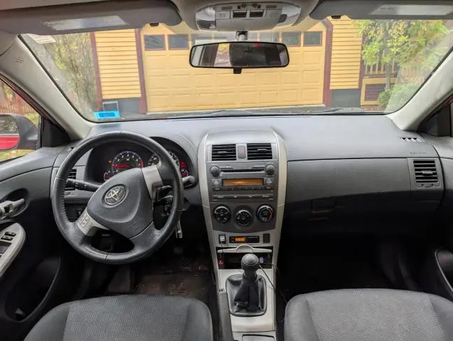 2010 TOYOTA COROLLA BASE  