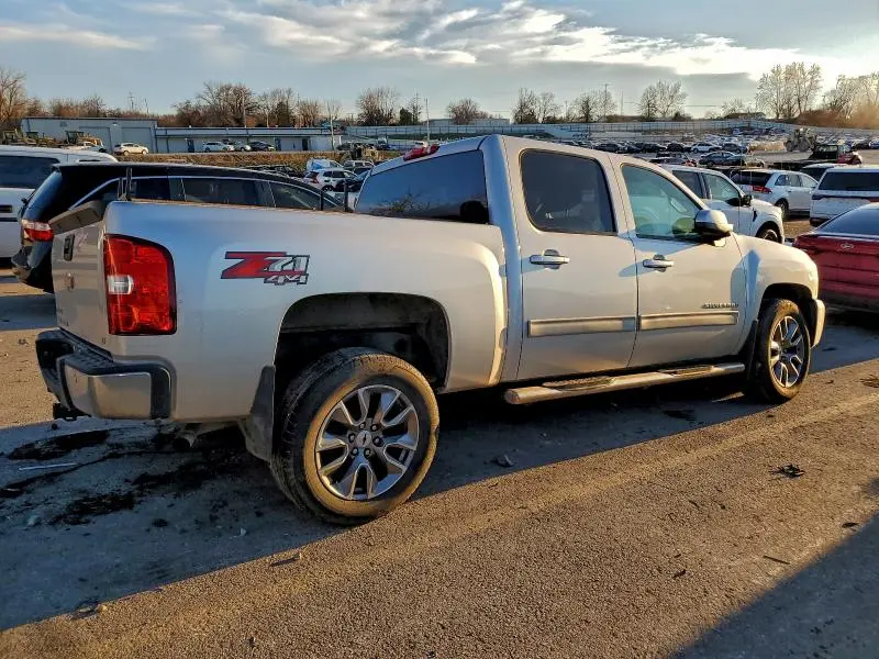 2011 CHEVROLET SILVERADO K1500 LT  