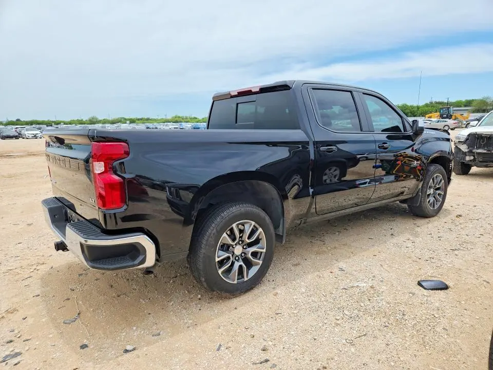 2025 CHEVROLET SILVERADO C1500 LT  