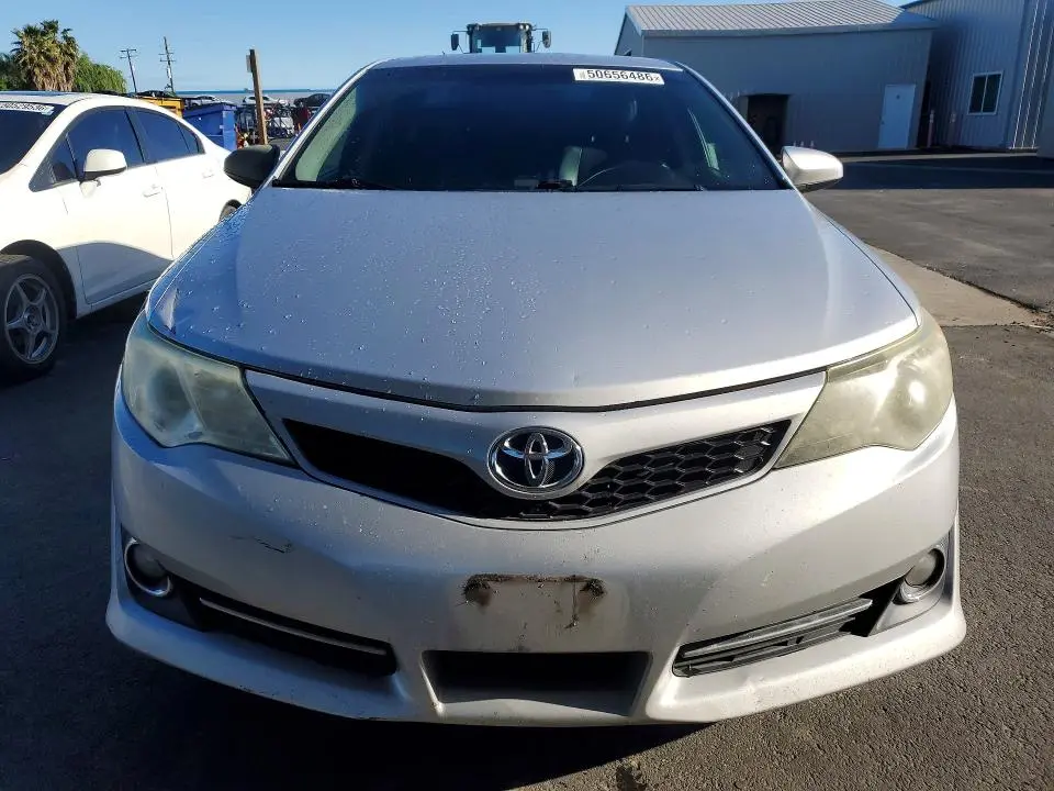 2012 TOYOTA CAMRY SE  