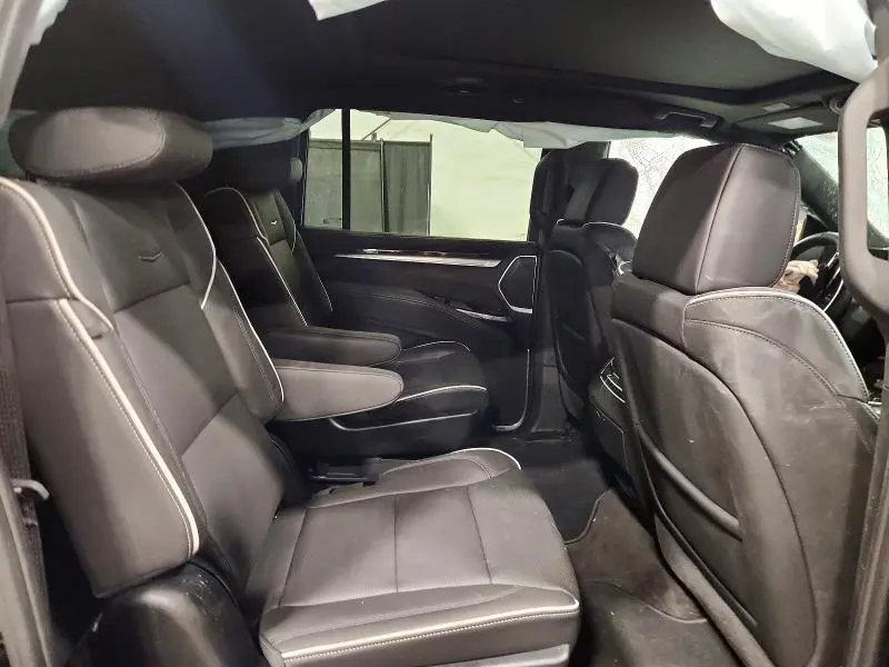 2025 CADILLAC ESCALADE ESV SPORT  