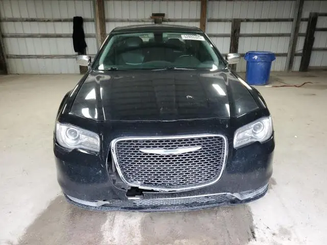 2016 CHRYSLER 300C   