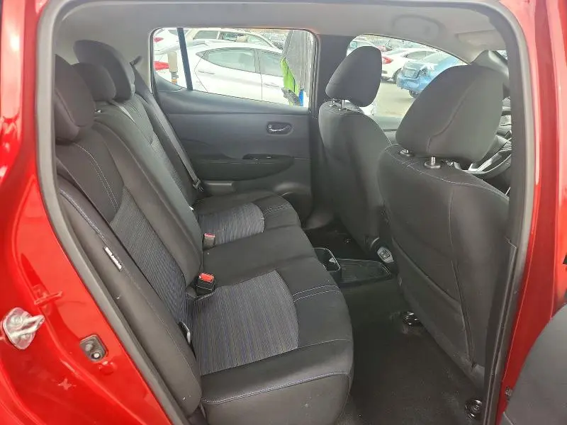 2025 NISSAN LEAF SV PLUS  