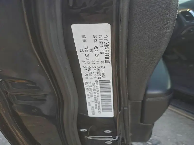 2015 DODGE DURANGO SXT  