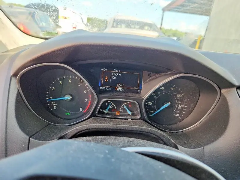 2017 FORD FOCUS SE  