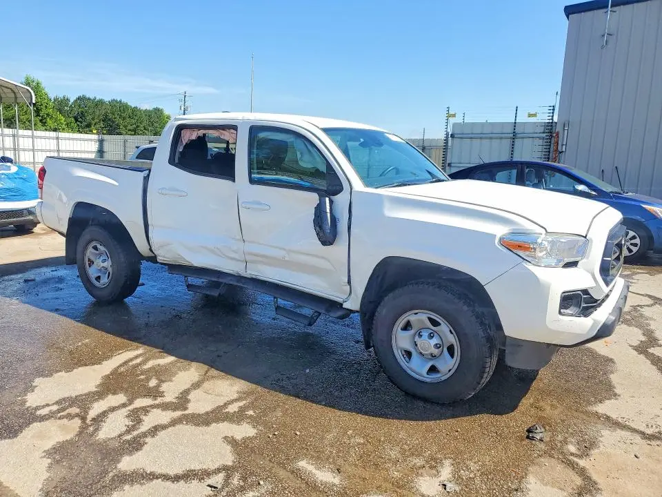 2021 TOYOTA TACOMA SR V6  