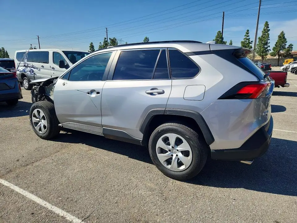 2021 TOYOTA RAV4 LE  