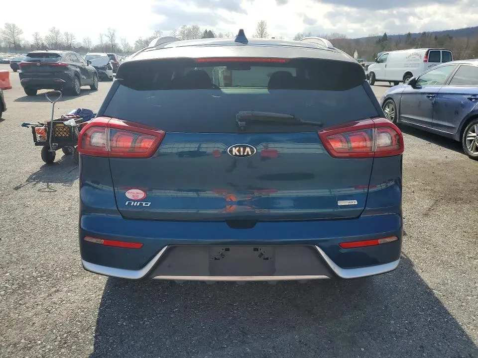 2018 KIA NIRO LX  