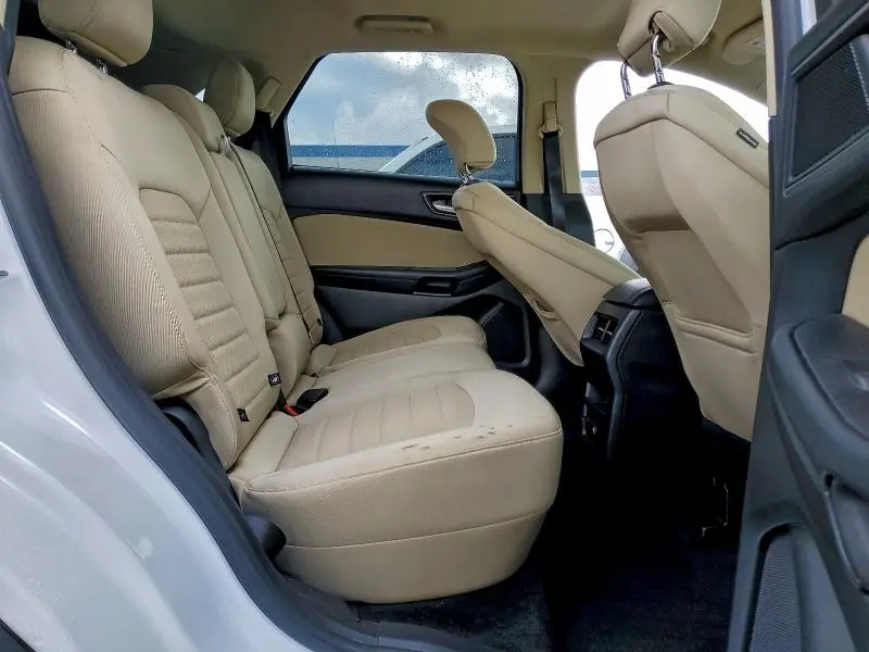2015 FORD EDGE SE  