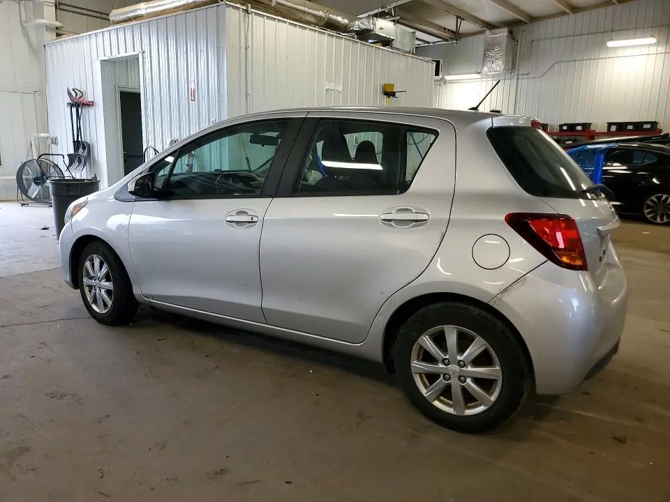 2015 TOYOTA YARIS 5-DOOR LE  