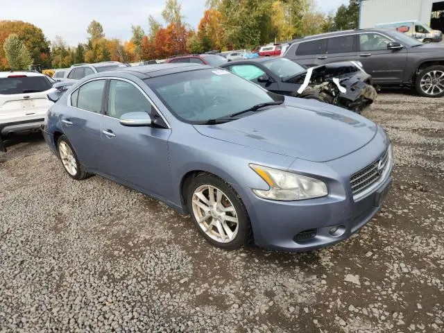 2011 NISSAN MAXIMA S  