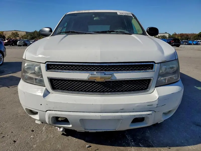 2011 CHEVROLET SUBURBAN K2500 LS  