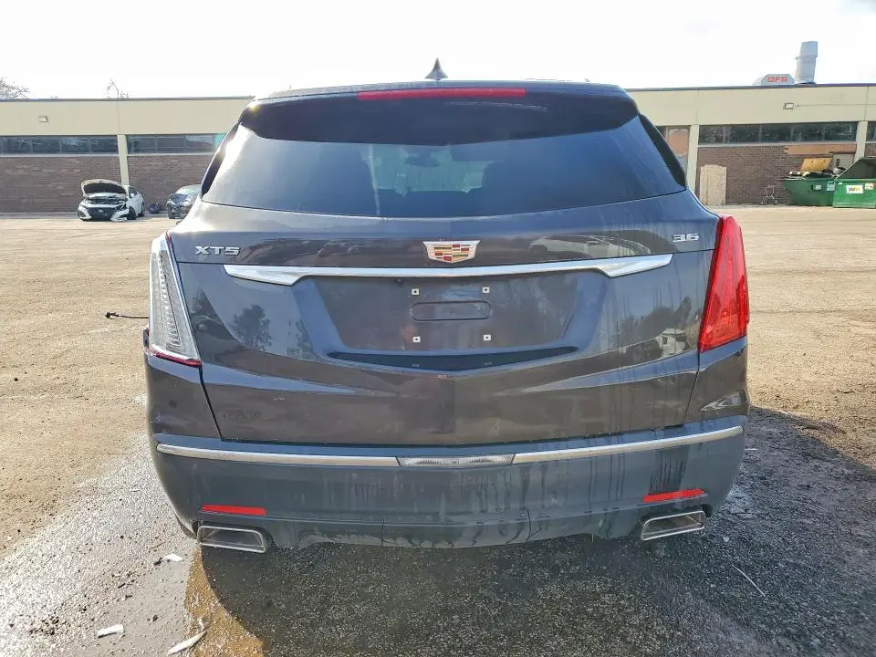 2017 CADILLAC XT5 LUXURY  