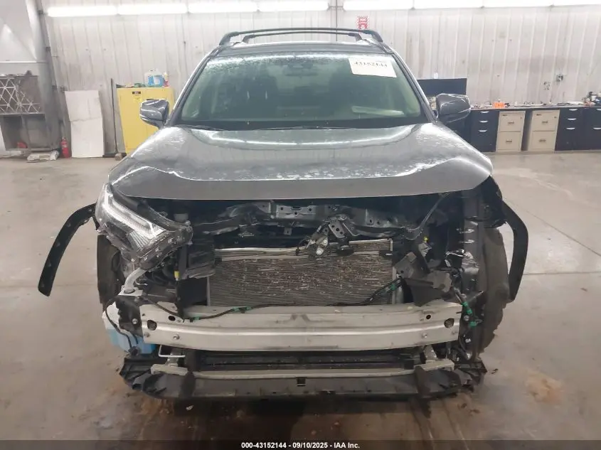 2024 TOYOTA RAV4 HYBRID XLE PREMIUM