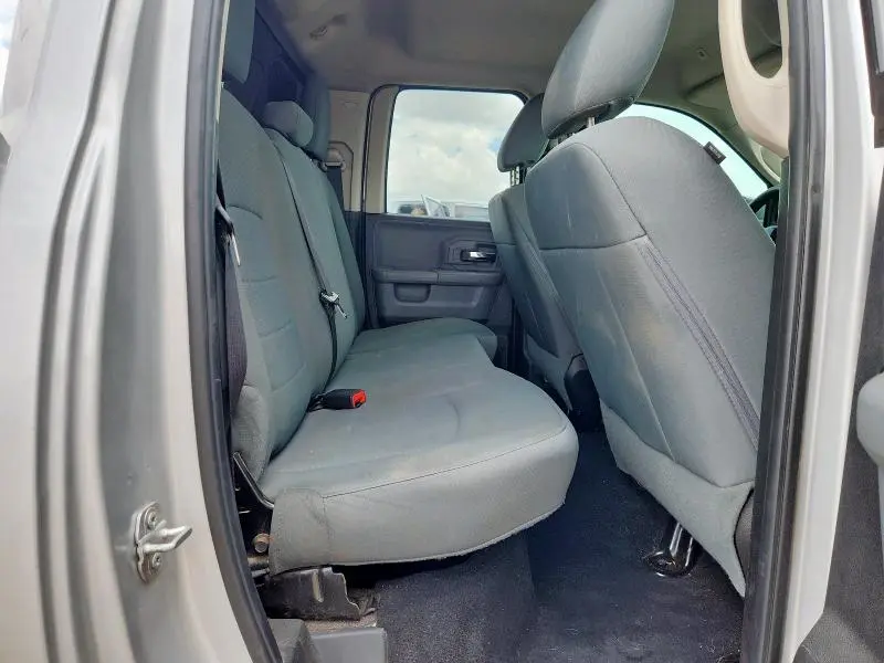 2017 RAM 1500 SLT  
