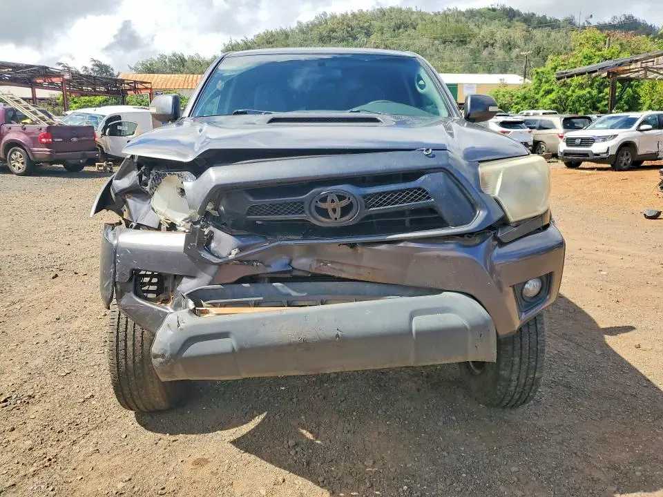 2015 TOYOTA TACOMA V6  