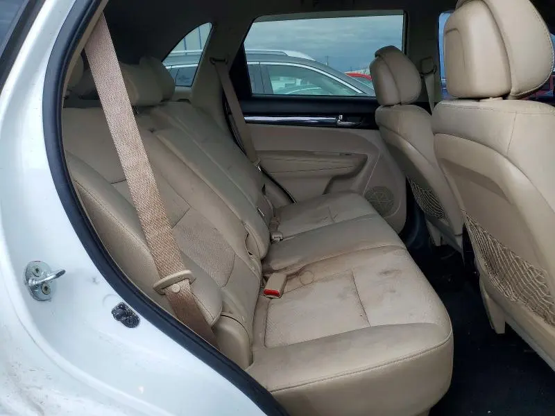 2012 KIA SORENTO LX  