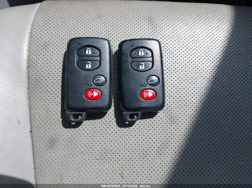 2013 TOYOTA HIGHLANDER LIMITED V6