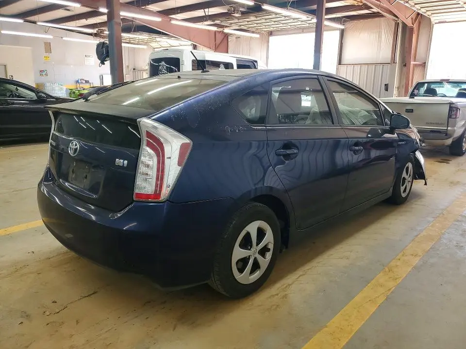 2012 TOYOTA PRIUS TWO  