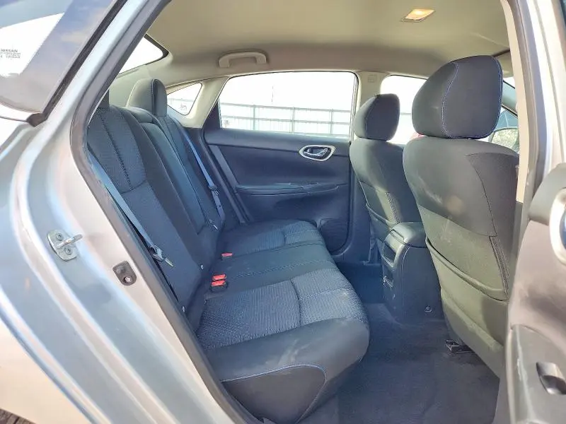 2016 NISSAN SENTRA SR  