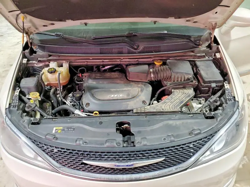 2017 CHRYSLER PACIFICA TOURING L  
