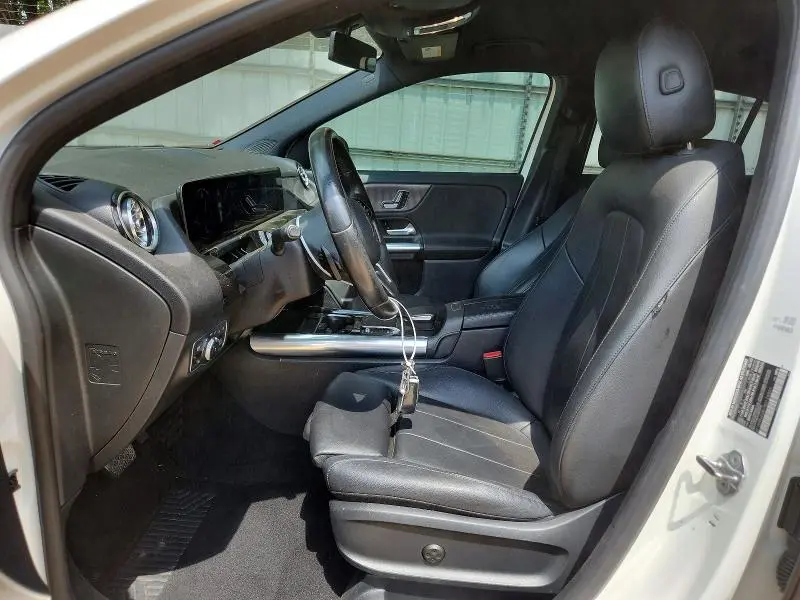 2021 MERCEDES-BENZ GLA 250  
