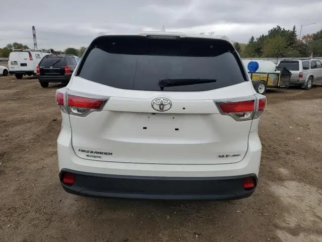 2016 TOYOTA HIGHLANDER XLE  