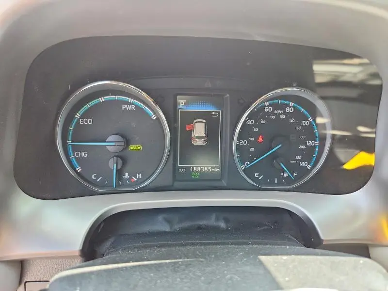 2016 TOYOTA RAV4 HV XLE  