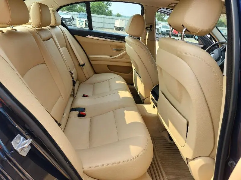 2015 BMW 528 XI  