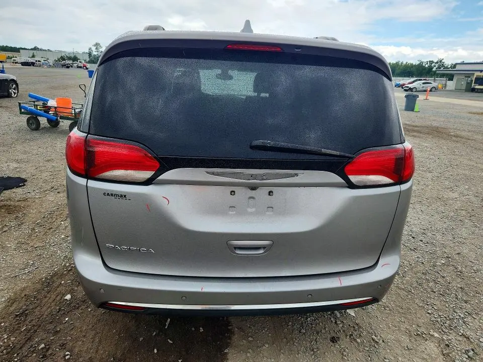 2017 CHRYSLER PACIFICA TOURING L  