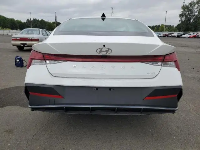 2024 HYUNDAI ELANTRA BLUE