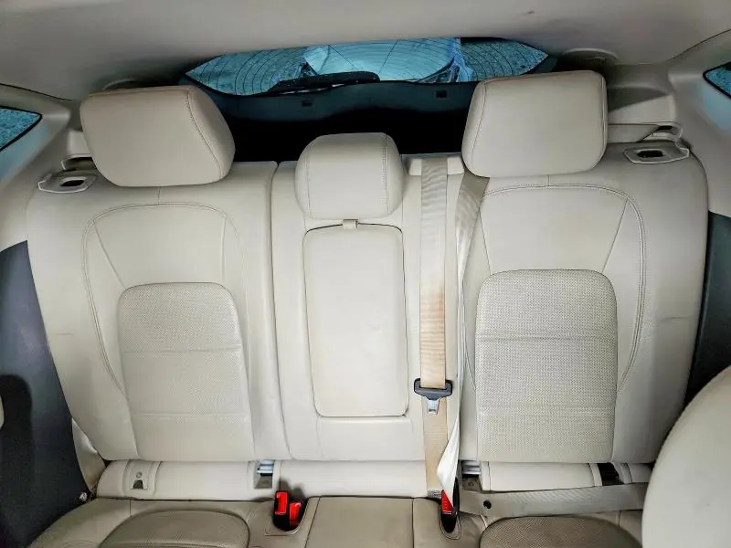 2019 JAGUAR E-PACE SE  