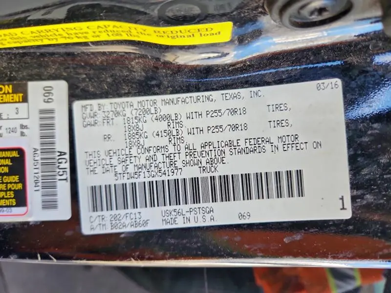 2016 TOYOTA TUNDRA CREWMAX SR5  