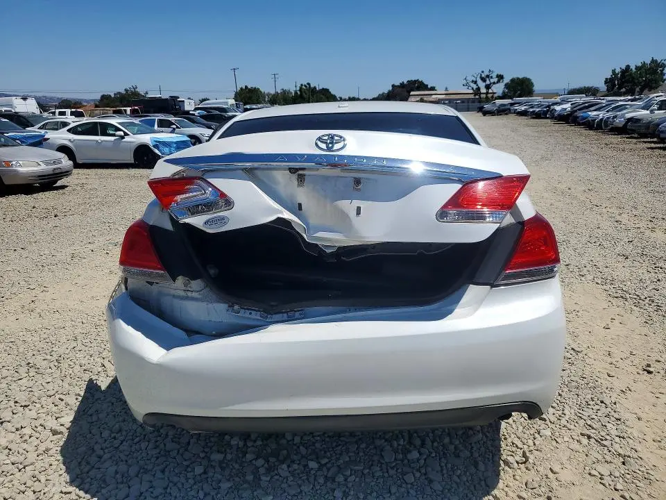 2011 TOYOTA AVALON BASE  