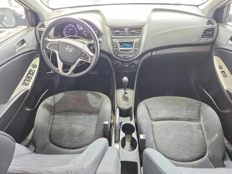 2015 HYUNDAI ACCENT GS  